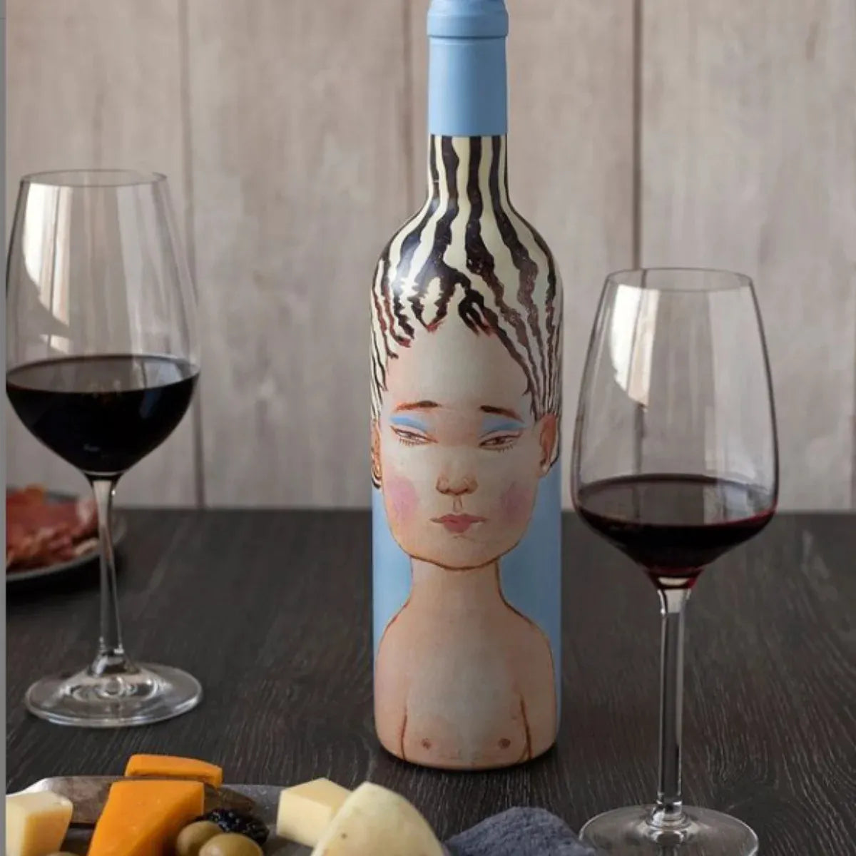 Kit 3 Vinhos Fino Tinto Chileno La Piu Belle 750ml – Elegância, sofisticação e intensidade aromática em um rótulo exclusivo - Imagem 2